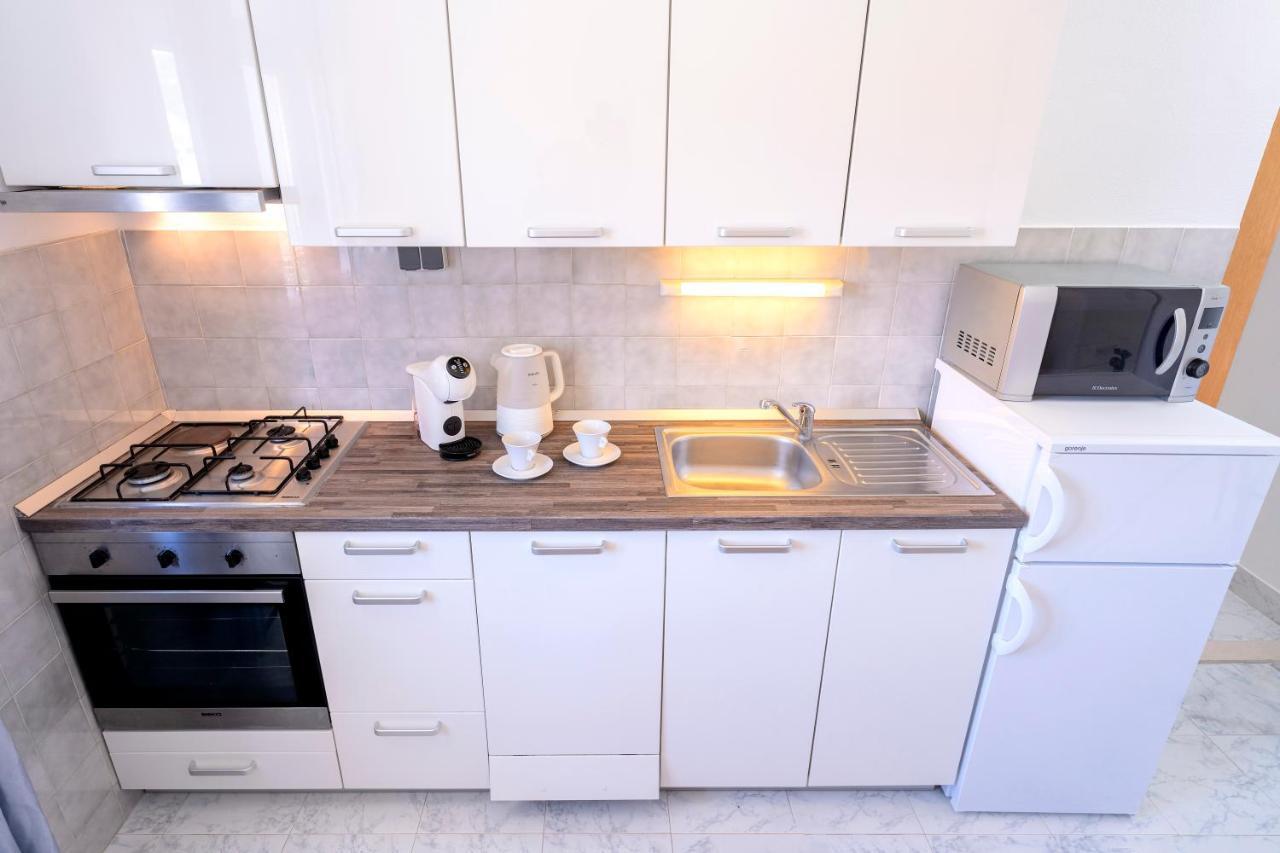 Apartments Bodlovic - Zf Hvar フヴァル エクステリア 写真