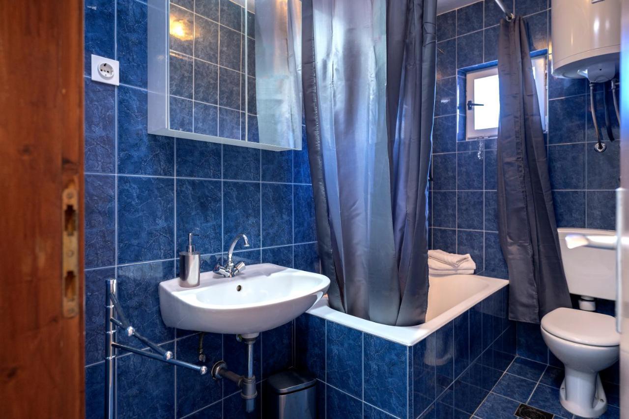 Apartments Bodlovic - Zf Hvar フヴァル エクステリア 写真