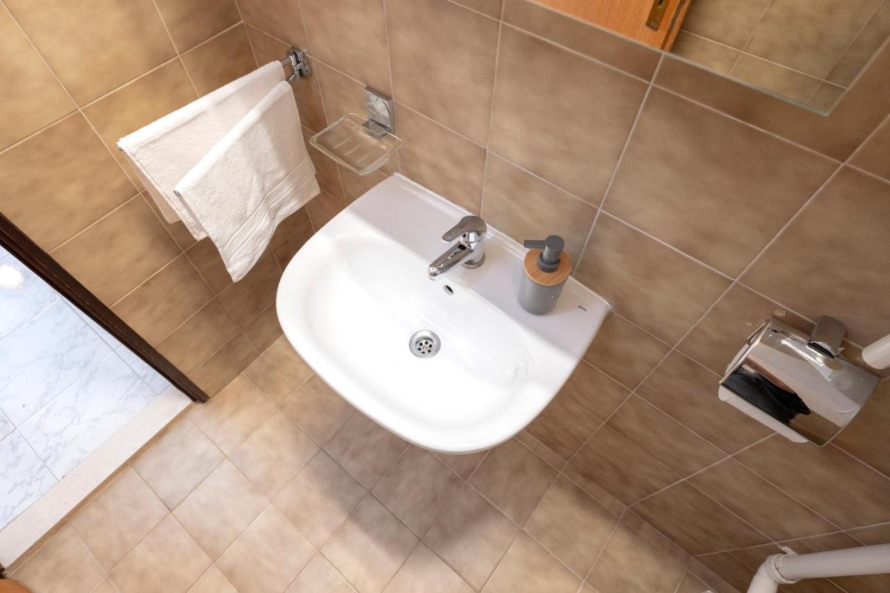 Apartments Bodlovic - Zf Hvar フヴァル エクステリア 写真